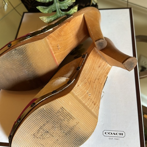 Coach Suede Pink Clogs 7.5 - Picture 4 of 6